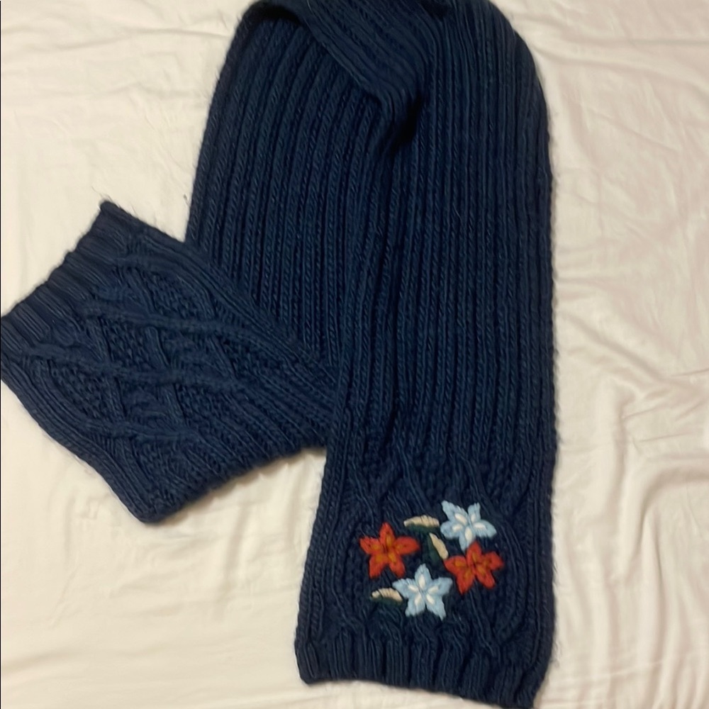 Navy Blue Knit Scarf with Floral Embroidery